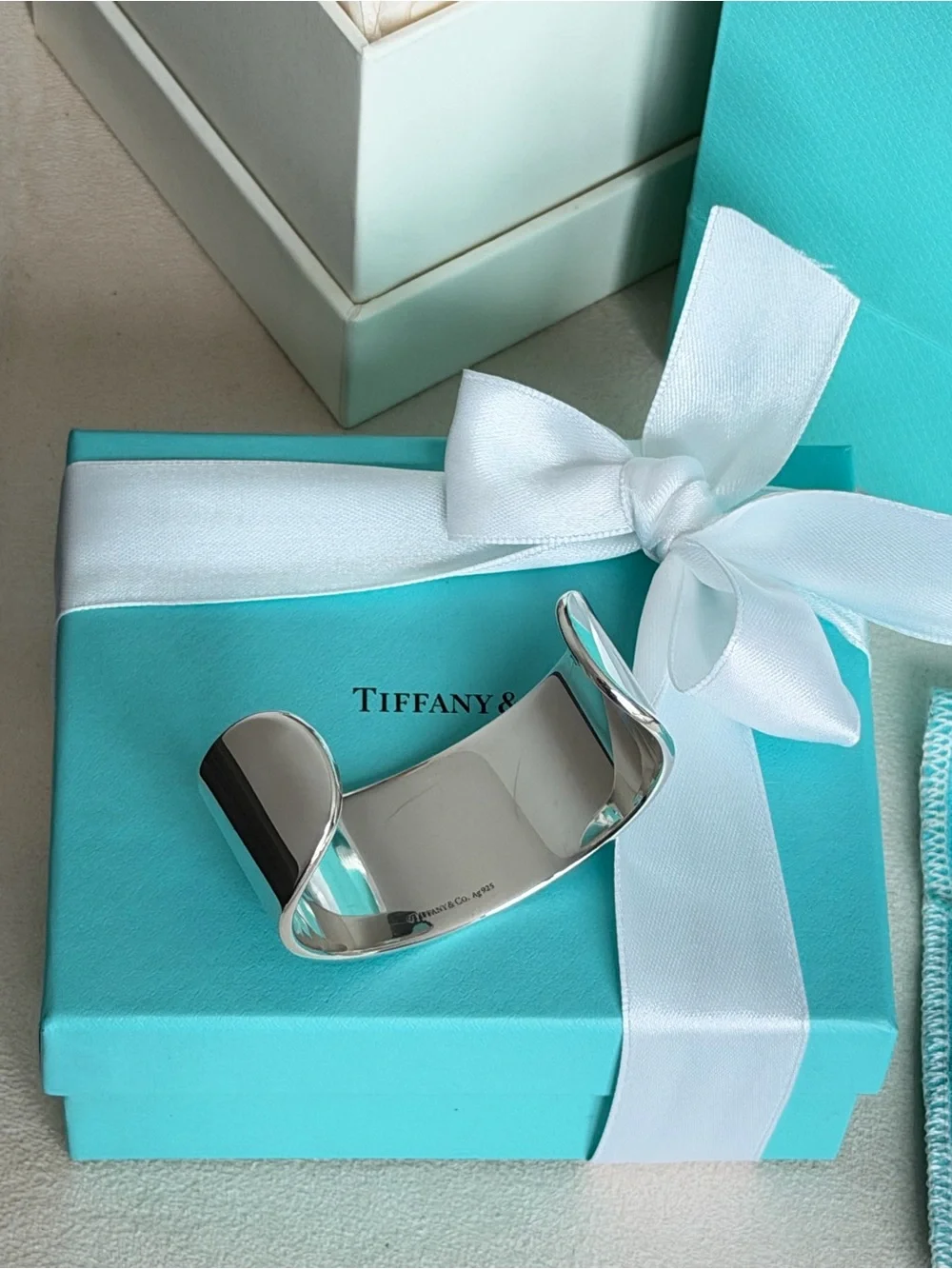 Tiffany & Co. Return To Tiffany Wide Cuff Bracelet Sterling Silver Sz M $1600